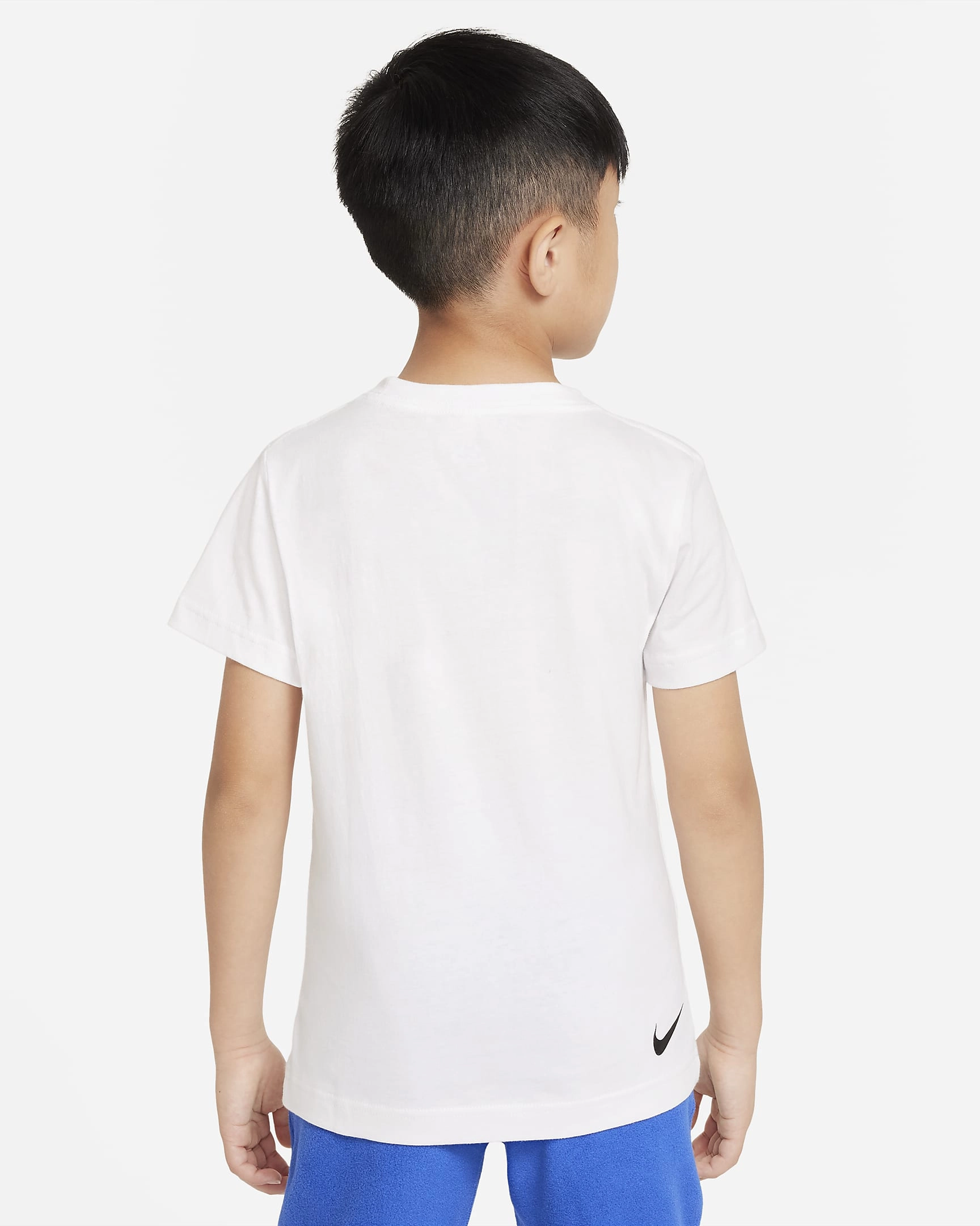 Nike ACG Barn T-skjorte: Eventyrlyst for små oppdagere i komfortabel stil!