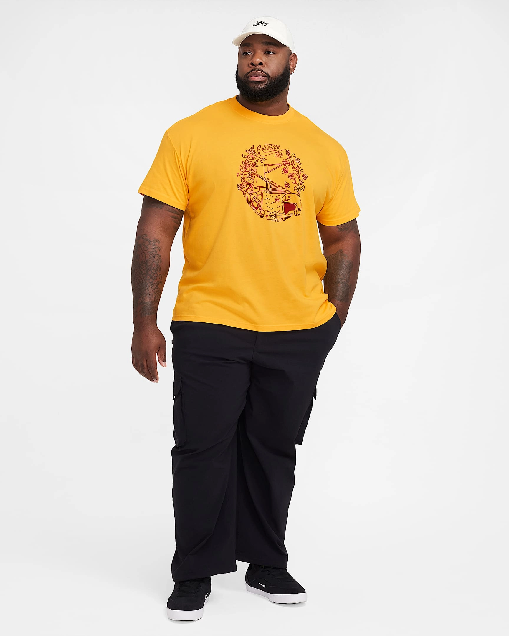 Nike SB T-skjorte: Slipstream stil, gateklar komfort. Finn din vibe, lev autentisk.
